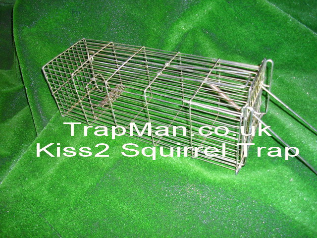 Kiss2 low cost squirrel trap with bait hook and baiting basket ideal for use in trees